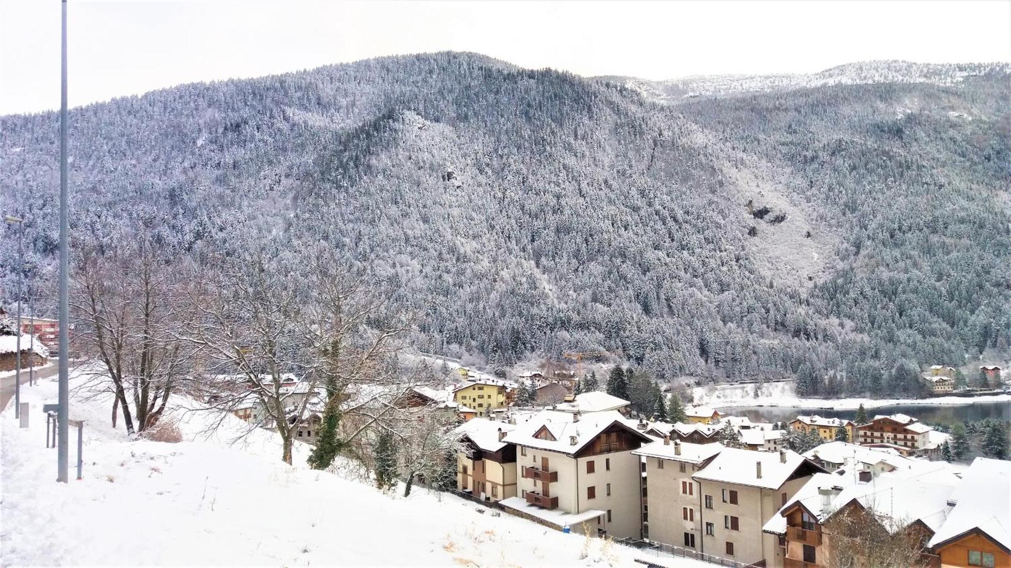 Pra De Dort Casa Vacanze Molveno Kültér fotó